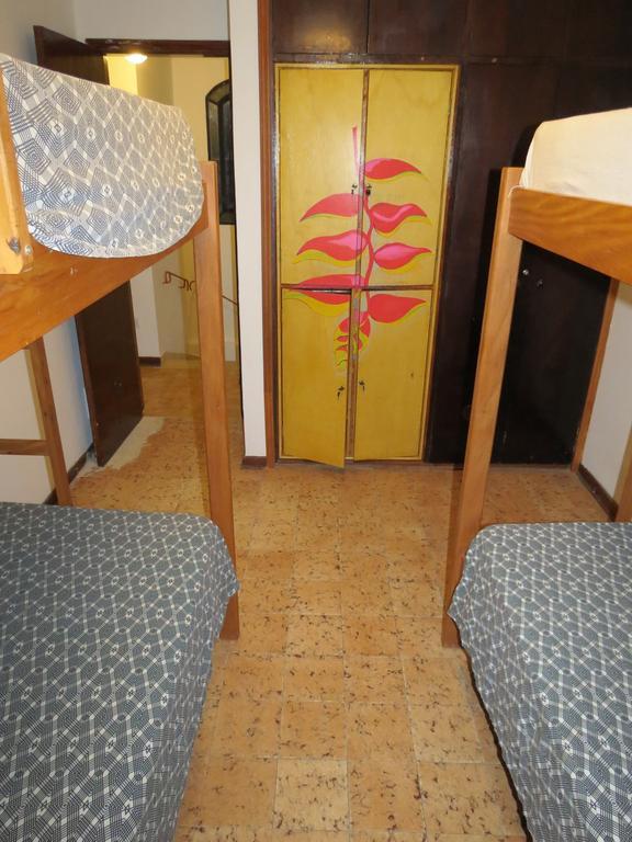 Bertioga Beach Hostel Номер фото